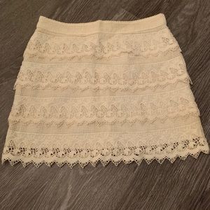 AE ruffle cream mini skirt